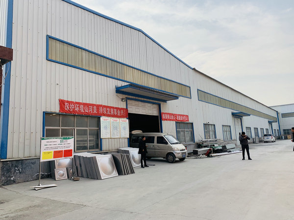 鄭州不銹鋼水箱廠(chǎng)總裝車(chē)間